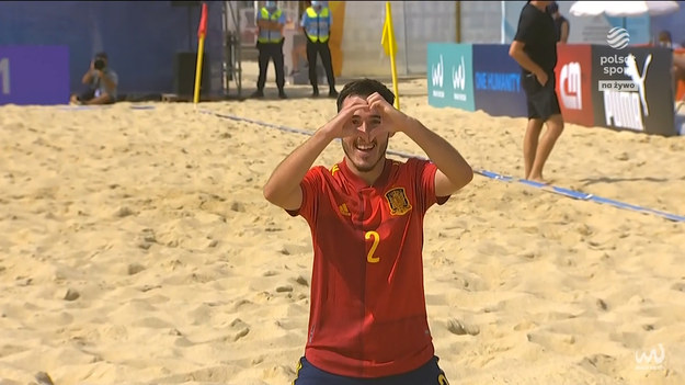 Reprezentacja Polski przegrała z Hiszpanią 2-5 w swoim drugim meczu rozgrywanym podczas Superfinału Europejskiej Ligi Beach Soccera, który odbywa się w portugalskiej miejscowości Figueira da Foz.
