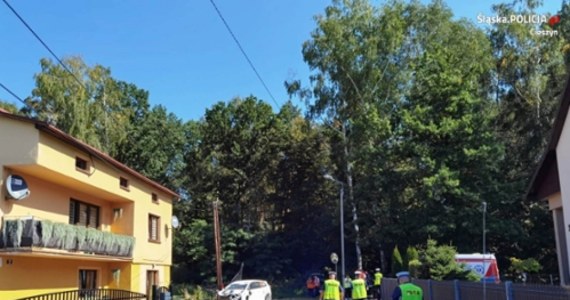 Kierowca prowadzący rozbity podczas Rajdu Śląska samochód był trzeźwy, a – według wstępnych ustaleń – powodem wypadku, w którym zginęła jego 39-letnia pilotka, był poślizg – poinformowała policja. Do wypadku doszło dziś przed południem w Chybiu, na trzecim z ośmiu zaplanowanych na ten dzień odcinków specjalnych rajdu zaliczanego do cyklu mistrzostw Polski. Informację dostaliśmy na Gorącą Linię RMF FM. Rajd został przerwany.