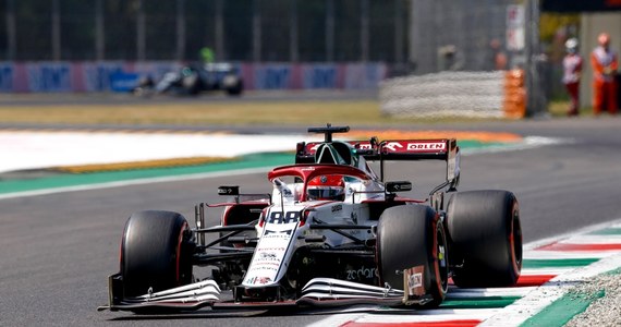 Robert Kubica (Alfa Romeo Racing Orlen) zajął 18. miejsce w sprincie, czyli nowej formule kwalifikacji, przed niedzielnym wyścigiem o Grand Prix Włoch na torze Monza w mistrzostwach świata Formuły 1. Najszybszy był Fin Valtteri Bottas (Mercedes).