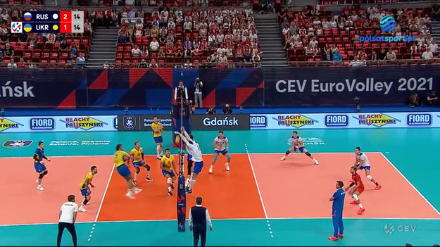 Rosja – Ukraina 3:1 (22:25, 25:16, 25:22, 25:22).