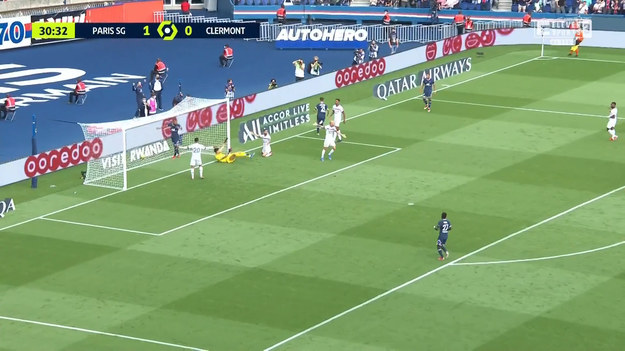 PSG pewnie wygrało 4-0 z Clermont. Dwie bramki dla gospodarzy strzelił Ander Herrera i po jednej Kylian Mbappe oraz Idrissa Gueye.
