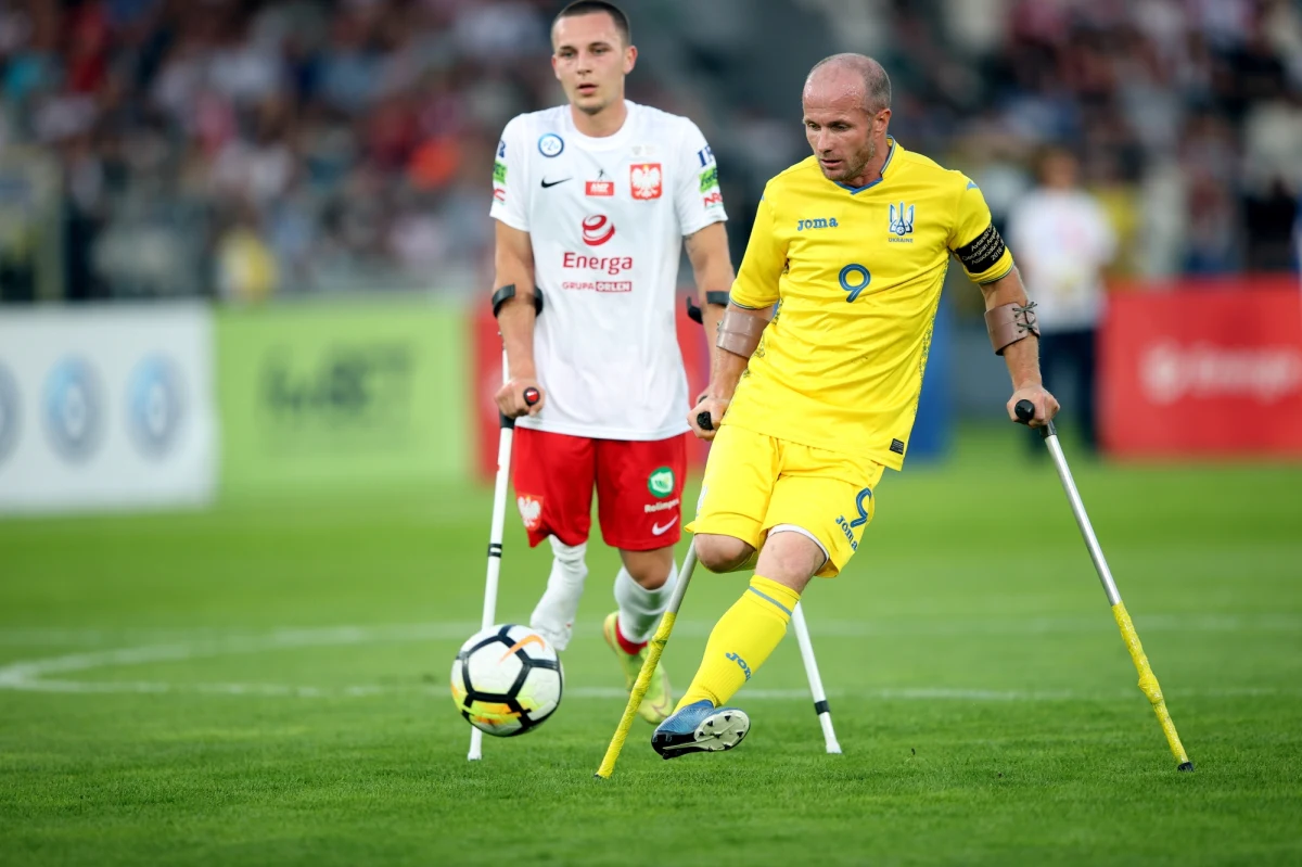 Polska pokonała Ukrainę 3:0 (0:0) w pierwszym meczu grupy A mistrzostw Europy w amp futbolu w Krakowie. Biało-czerwoni w 2017 roku w Turcji zajęli w tej imprezie trzecie miejsce.