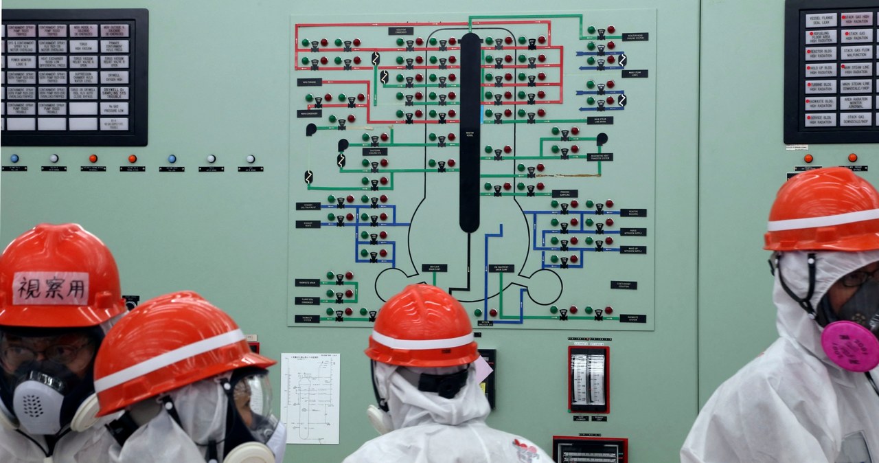Czterech przedstawicieli kadry kierowniczej firmy TEPCO, odpowiedzialnej za działalność elektrowni atomowej w Fukushimie, musi zapłacić 97 miliardów dolarów odszkodowania za szkody wywołane przez katastrofę. 
