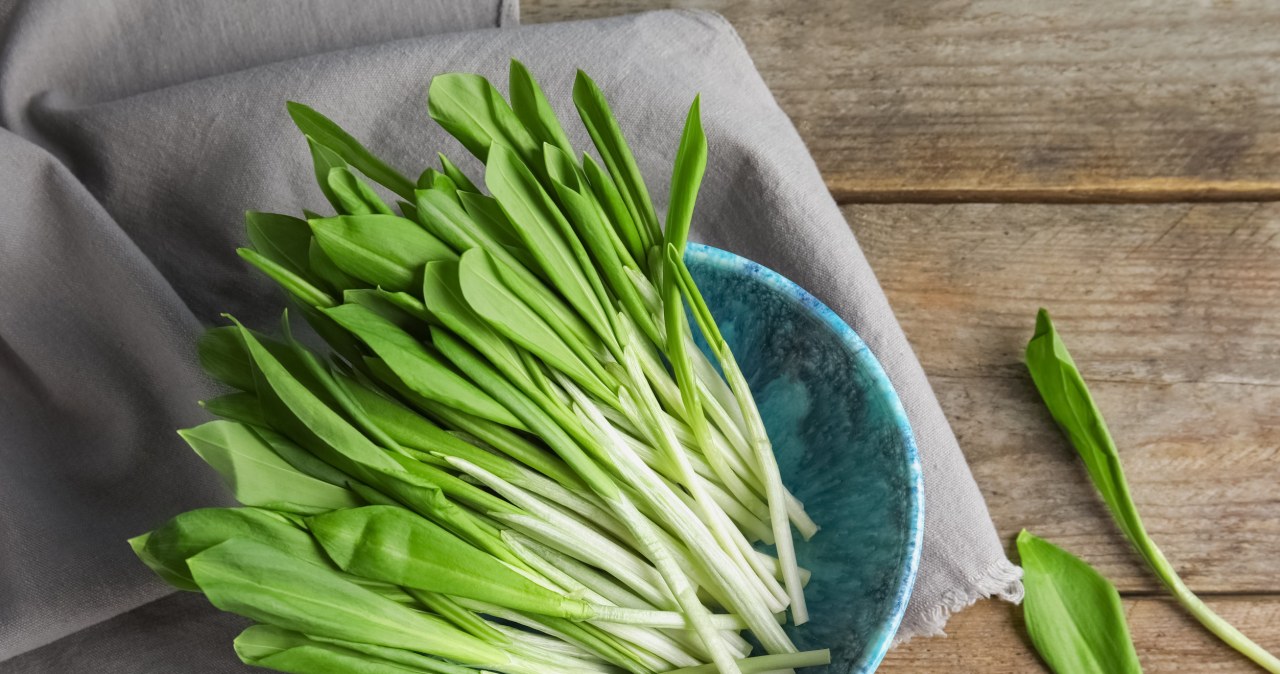 Zalej liście oliwą i pij po łyżeczce. Wspiera zdrowie, wzmacnia, odmładza