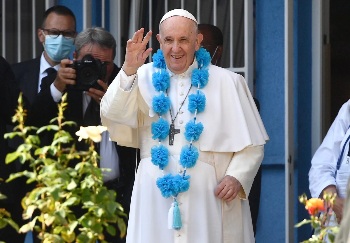 Europejskie powołanie Słowacji, by była orędziem pokoju w sercu Europy, hołd dla ofiar Holokaustu oraz mocna lekcja dla duchowieństwa kraju - to główne tematy drugiego dnia wizyty papieża Franciszka w Bratysławie. 