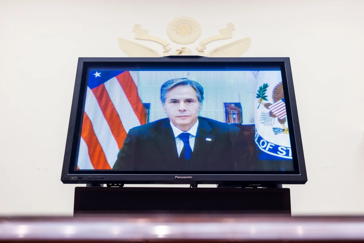 Nawet najbardziej pesymistyczne prognozy nie zakładały, że afgańskie władze i siły zbrojne upadną jeszcze przed opuszczeniem Afganistanu przez wojska USA - oświadczył w Kongresie szef amerykańskiej dyplomacji Antony Blinken w pierwszym wysłuchaniu na temat wyjścia z Afganistanu.