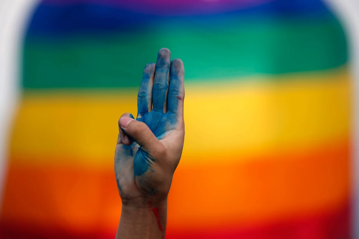 "Komisja Europejska czeka do jutra na odpowiedź polskich władz w sprawie tzw. stref wolnych od LGBT" - przekazały RMF FM źródła w Komisji Europejskiej. 

