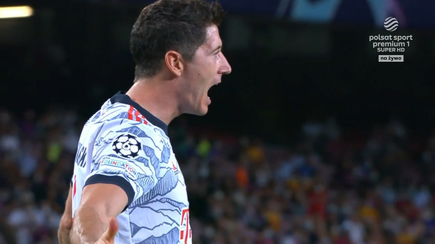 W meczu pierwszej kolejki fazy grupowej Ligi Mistrzów ekipa FC Barcelona podejmuje u siebie Bayern Monachium. Robert Lewandowski w 56 minucie trafia na 0-2 dla ekipy z Niemiec.