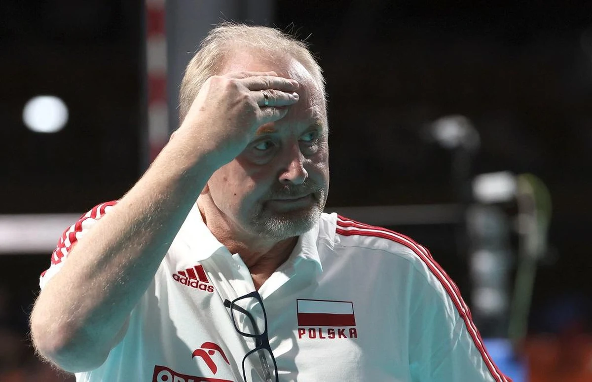 Siatkarska kadra pań bez trenera. Polski Związek Piłki Siatkowej poinformował, że Jacek Nawrocki zrezygnował z pełnienia funkcji szkoleniowca kadry. 