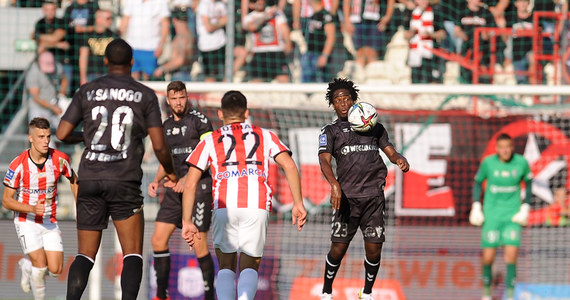 Gournik Zabrze tiene un jugador de Camerún.  Jean Jules Mfondo ya ha debutado