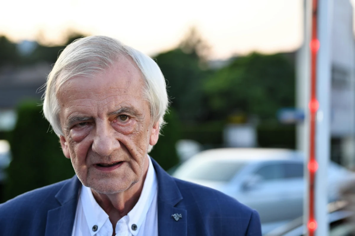 Polska i Węgry to są ostatnie kraje, które opuszczą Unię Europejską - stwierdził wicemarszałek Sejmu, szef klubu PiS Ryszard Terlecki. Zapowiedział także, że Polska będzie aktywnie uczestniczyć w dyskusji nad przyszłością UE.