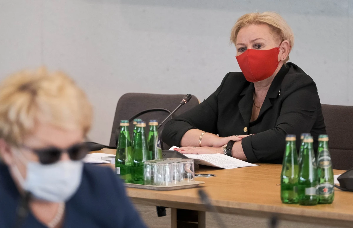 Połączone sejmowe komisje finansów publicznych i samorządu terytorialnego najpierw przyjęły poprawkę zwiększającą dochody samorządów w związku z rządowym programem Polski Ład. Triumf opozycji nie trwał jednak długo. Posłowie Prawa i Sprawiedliwości złożyli i przegłosowali wniosek o cofnięciu prac. “Witkowanie ma się dobrze" - pisze posłanka Koalicji Obywatelskiej Krystyna Skowrońska.