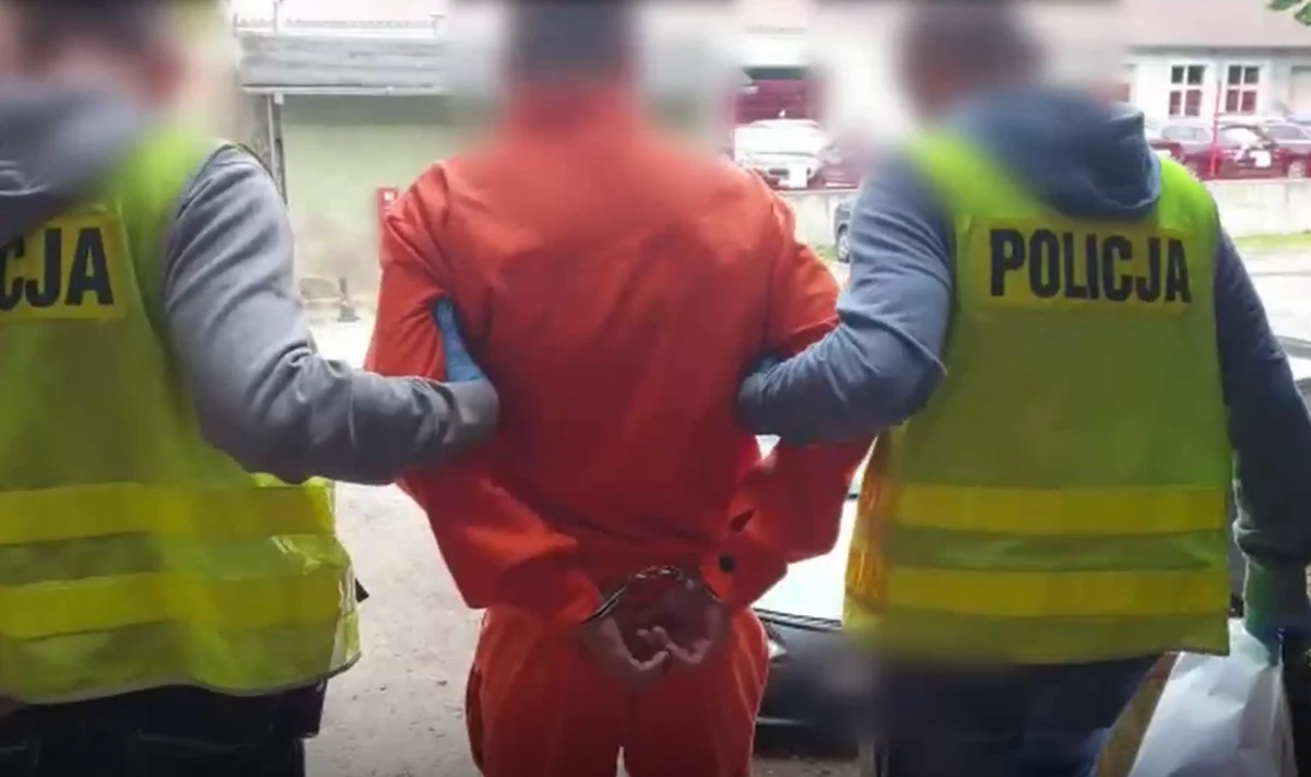 Sąd Rejonowy w Olsztynie tymczasowo aresztował 19-letniego Sylwestra S. i 21-letniego Łukasza B., podejrzanych o zabójstwo mieszkańca Dobrego Miasta. Grozi im kara do 25 lat więzienia albo dożywotniego pozbawienia wolności.