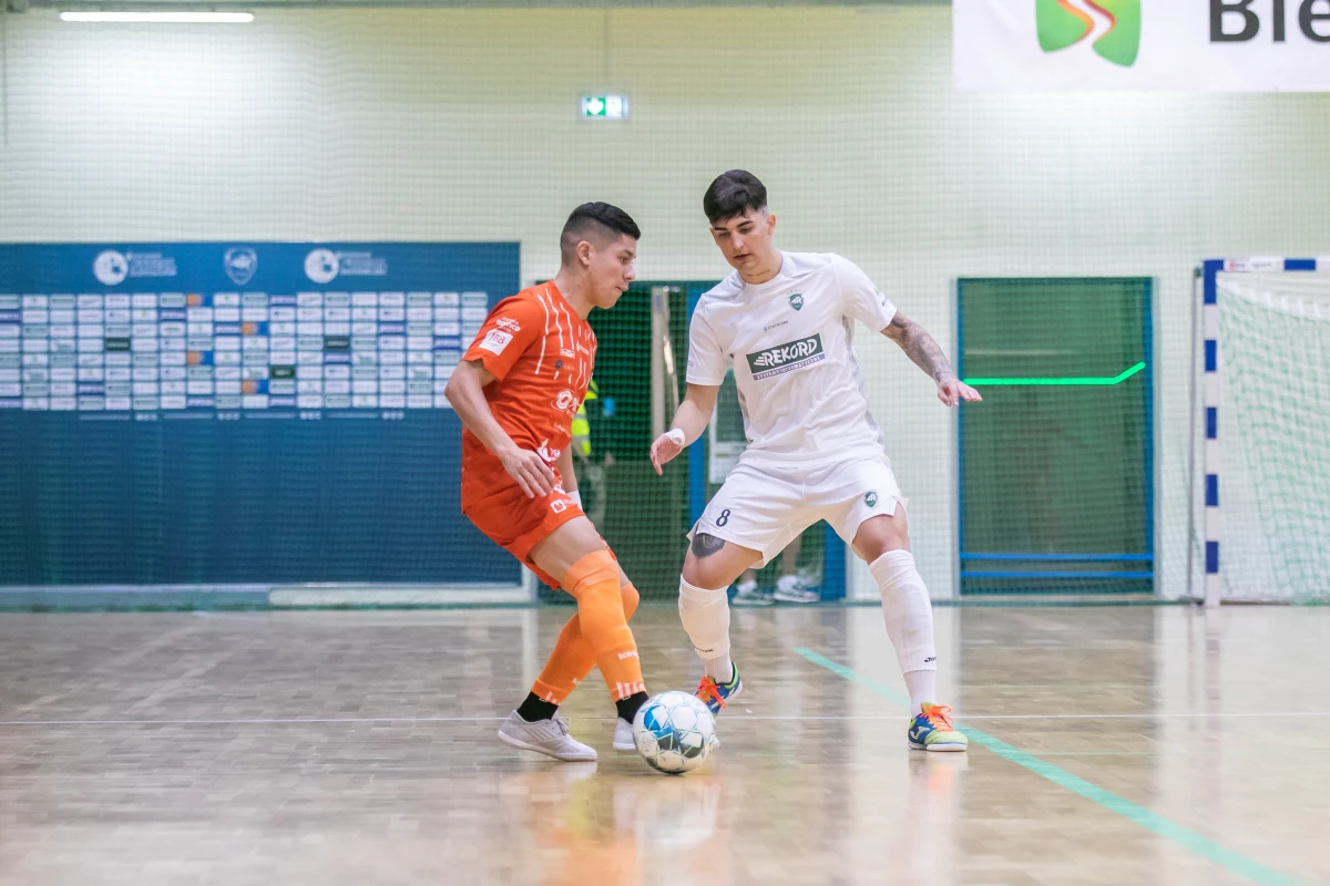 Po 1. kolejce STATSCORE Futsal Ekstraklasy apetyt na kolejną serię gier jest jeszcze większy. Wśród spotkań, które odbędą się w weekend jest kilka hitów.