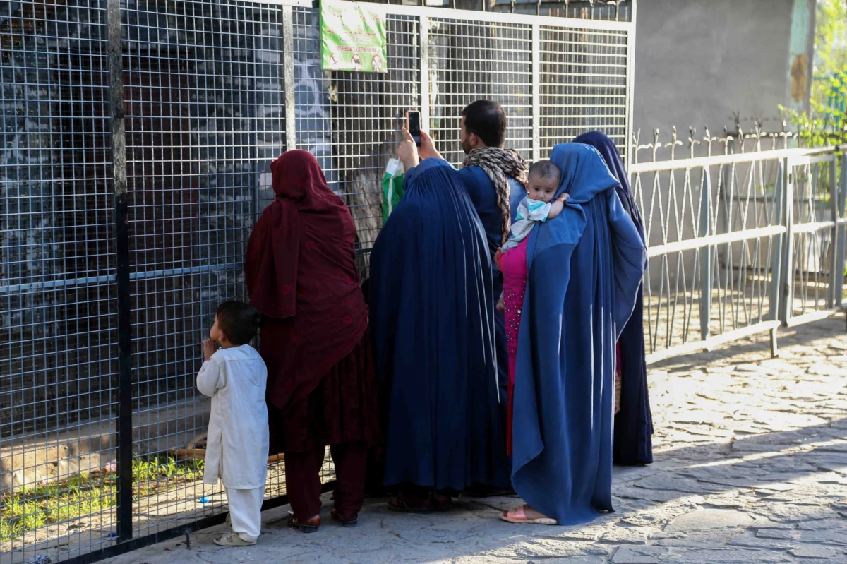 Talibowie zamknęli afgańskie ministerstwo ds. kobiet i zastąpili je resortem promowania cnót i zapobiegania występkom - piszą agencje Reuters i AFP, powołując się na świadków.