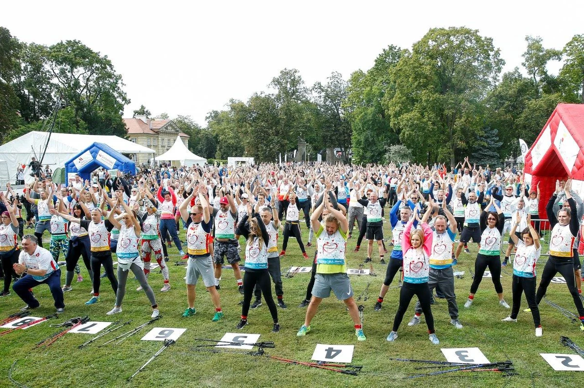 Ponad 200 osób wzięło udział w "Biegu po Nowe Życie" w stolicy. W każdym zespole była jedna osoba po przeszczepie, a także towarzyszące im gwiazdy i lekarze.