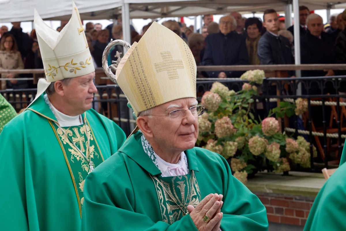 Próbuje się stosować perfidne metody nacisku obiecując pieniądze za to, abyśmy odeszli od Bożego prawa i przyjęli to w imię tzw. tolerancji; uwłacza to godności człowieka - powiedział na Jasnej Górze podczas Pielgrzymki Ludzi Pracy metropolita krakowski abp Marek Jędraszewski.