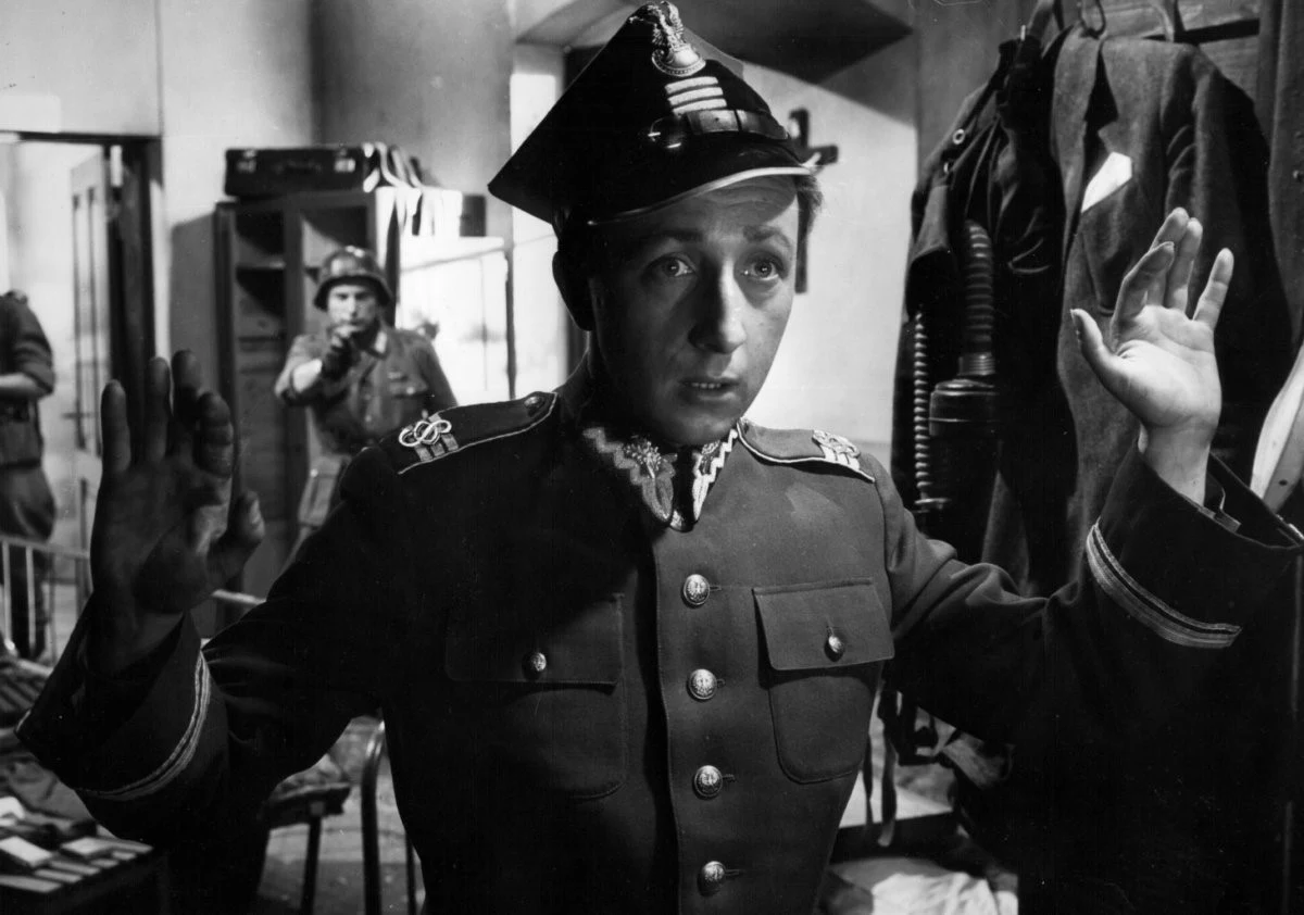 ​Wieczorny pokaz filmu "Zezowate szczęście" uroczyście otworzy 46. Festiwal Polskich Filmów Fabularnych w Gdyni. W tym roku obchodzimy stulecie urodzin Andrzeja Munka. A "Zezowate szczęście" to ostatni ukończony film przedwcześnie zmarłego reżysera. Z kultową rolą Bogumiła Kobieli.