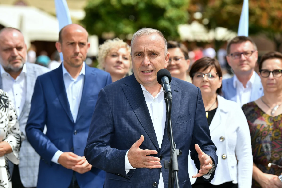 ​"Potrzebny jest "okrągły stół" ws. kopalni Turów z udziałem przedstawicieli rządu, samorządu i załogi zakładu" - powiedział były szef Ministerstwa Spraw Zagranicznych Grzegorz Schetyna. Były lider Platformy Obywatelskiej skrytykował też działania rządu dot. Turowa. "Klasyczne państwo PiS - z tektury" - ocenił Schetyna.