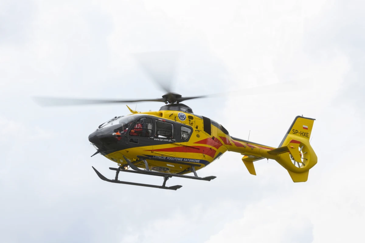 Dwie kobiety zginęły w wypadku, do którego doszło dziś po południu w Kórniku (woj. wielkopolskie). Samochód osobowy, którym podróżowały, zderzył się z ciężarówką.