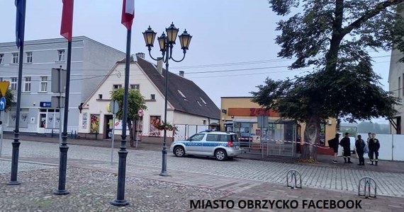 Policja bada okoliczności wysadzenia bankomatów w Obrzycku i Dusznikach w powiecie szamotulskim. Złodziejom prawdopodobnie nie udało się zabrać pieniędzy.