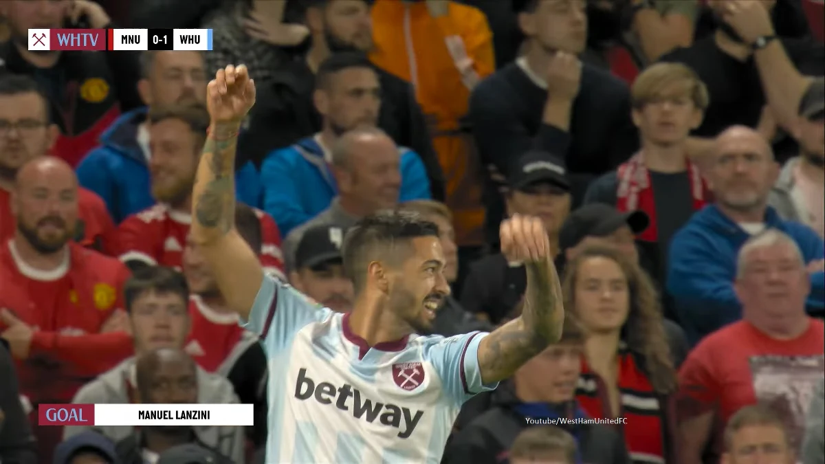 Piłkarze Manchesteru United odpadli w 1/16 finału Pucharu Ligi. W środę przegrali na własnym stadionie z West Ham United 0:1. Jedyną bramkę w dziewiątej minucie zdobył Manuel Lanzini.