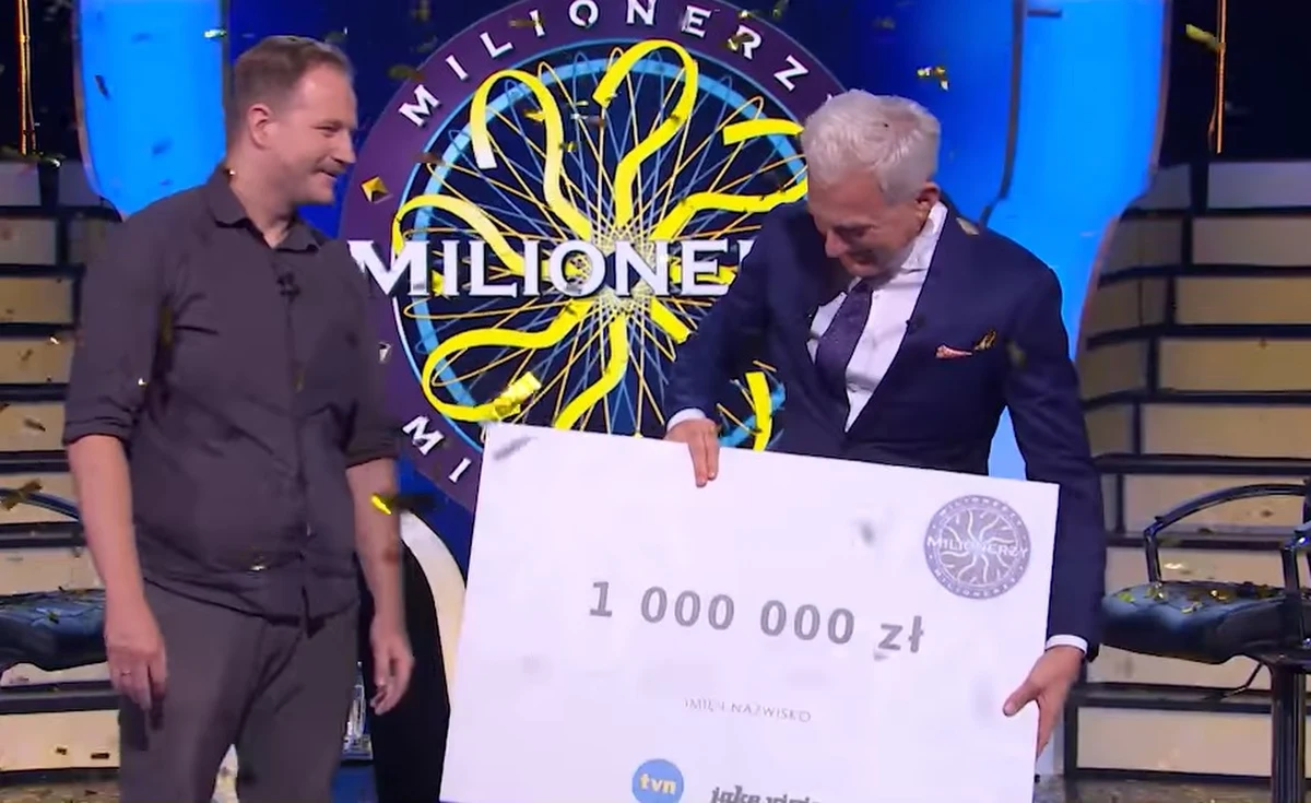 Jacek Iwaszko wygrał główną nagrodę w programie „Milionerzy”. To czwarta osoba w historii, która poprawnie odpowiedziała na ostatnie pytanie w polskiej edycji teleturnieju, emitowanej na antenie TVN. Na tą chwilę widzowie czekali bardzo długo. Ostatni raz czek na milion złotych Hubert Urbański wypisał w marcu 2021 roku.