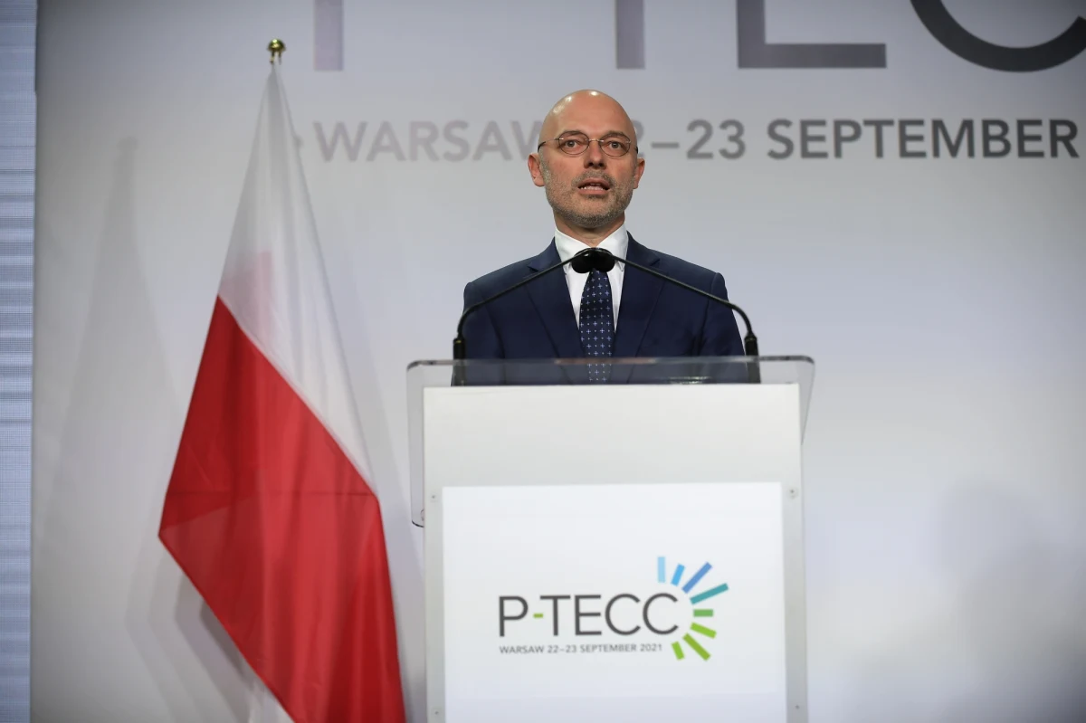 Dziś odbędzie się 13 runda rozmów z Czechami w sprawie Turowa. Położymy na stole propozycje służące polubownemu rozwiązanie sporu - zapowiedział minister klimatu i środowiska Michał Kurtyka.