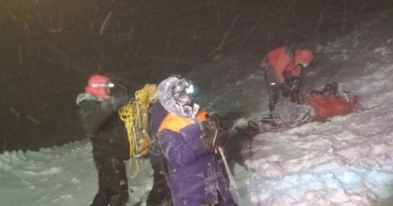 Dramatyczna akcja ratunkowa na Elbrusie, najwyższym szczycie Kaukazu. Grupa 19 alpinistów wezwała na pomoc ratowników. Nie udało się uratować 5 osób. 