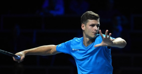 ​Najwyżej rozstawiony Hubert Hurkacz pokonał w ćwierćfinale brytyjskiego tenisistę Andy'ego Murraya 7:6 (7-4), 6:3  i awansował do półfinału halowego turnieju ATP we francuskim Metz (pula nagród 419 470 euro). O finał powalczy z niemieckim kwalifikantem Peterem Gojowczykiem.