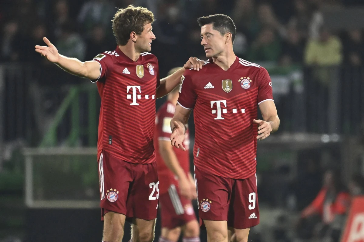 ​Robert Lewandowski nie zdobył gola w 16. meczu ligowym z rzędu i nie wyrównał polskiego rekordu pod tym względem, który od 1938 roku należy do Teodora Peterka. Bayern Monachium pokonał na wyjeździe Greuther Fuerth 3:1 w 6. kolejce piłkarskiej ekstraklasy Niemiec i prowadzi w tabeli.