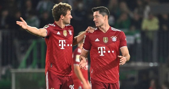 ​Robert Lewandowski nie zdobył gola w 16. meczu ligowym z rzędu i nie wyrównał polskiego rekordu pod tym względem, który od 1938 roku należy do Teodora Peterka. Bayern Monachium pokonał na wyjeździe Greuther Fuerth 3:1 w 6. kolejce piłkarskiej ekstraklasy Niemiec i prowadzi w tabeli.