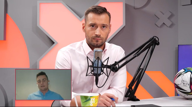 W dziewiątym odcinku programu "Studio Ekstraklasa" gośćmi Sebastiana Staszewskiego byli Jan Urban (trener Górnika Zabrze) i Sławomir Peszko (piłkarz Wieczystej Kraków). Za pośrednictwem wideo rozmowy gościem był także zawodnik Śląska Wrocław Bartłomiej Pawłowski. W każdym odcinku eksperci podsumowują najciekawsze wydarzenia kolejki PKO Bank Polski Ekstraklasy. Oglądaj w każdy poniedziałek o 20:00 NA ŻYWO w Interii! Partnerem projektu jest PKO Bank Polski.
