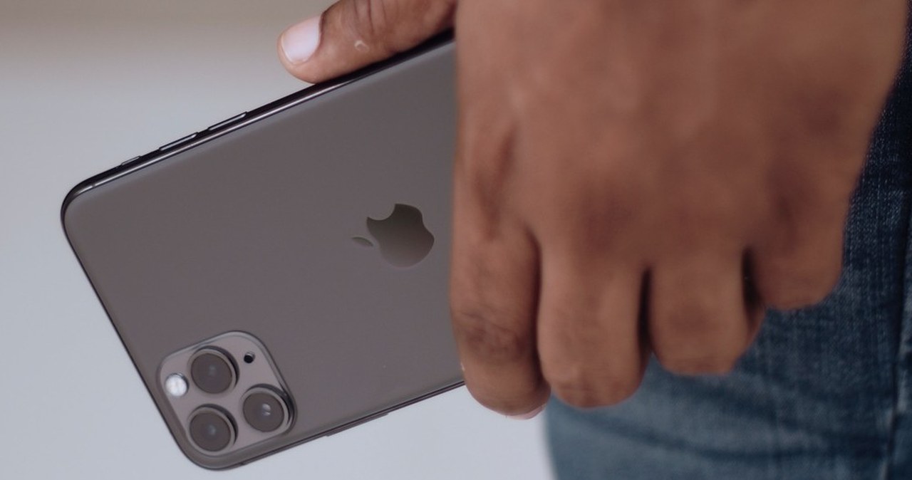 NATO zatwierdziło iPhone'y i iPady. W jakim celu?