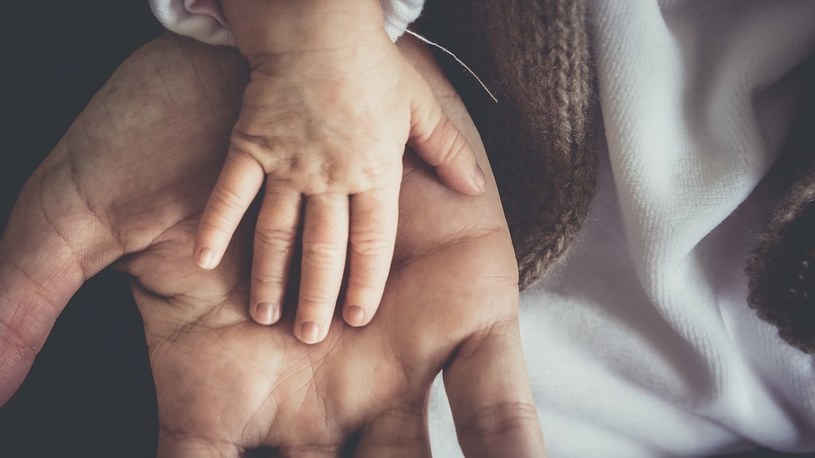 Najczęściej mówi się o wypaleniu zawodowym, tymczasem wypalenie rodzicielskie również jest ogromnym problemem, choć wiele osób nie chce się do niego przyznać, odbierając je jak własną porażkę.