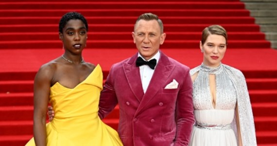 W londyńskim Royal Albert Hall odbyła się światowa premiera "Nie czas umierać" - nowego filmu o przygodach Jamesa Bonda. To 25. część serii o agencie 007 i ostatnia, w którą głównego bohatera zagrał Daniel Craig. 