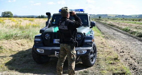 Dwie migrantki z Syrii odnalezione w nocy z wtorku na środę na bagnach w miejscowości Tarasiuki (Lubelskie) znajdują się w szpitalu; jeden mężczyzna przebywa w placówce Straży Granicznej we Włodawie - poinformowała SG.