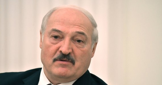 ​Komisja Europejska zaproponowała w środę częściowe zawieszenie umowy o ułatwieniach wizowych UE-Białoruś dla urzędników reżimu białoruskiego. To odpowiedź na "destabilizację UE i jej państw członkowskich poprzez ułatwianie nielegalnej migracji".