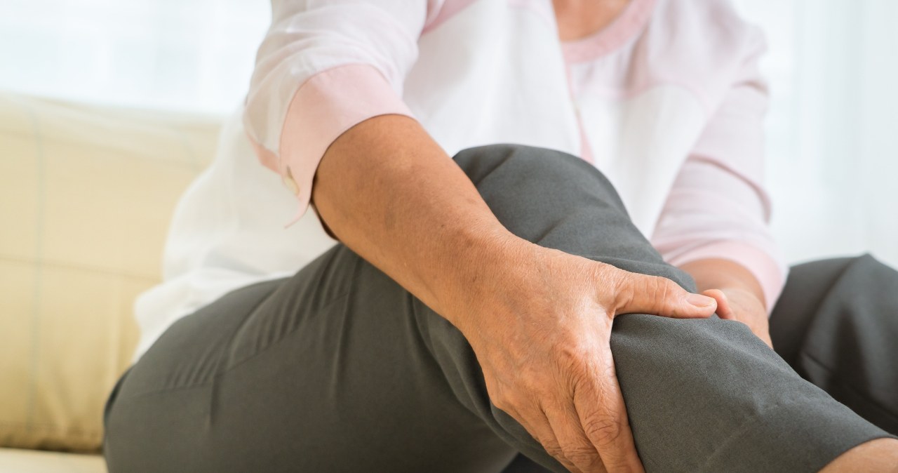 Zapowiedź osteoporozy. Te objawy świadczą o osłabieniu kości