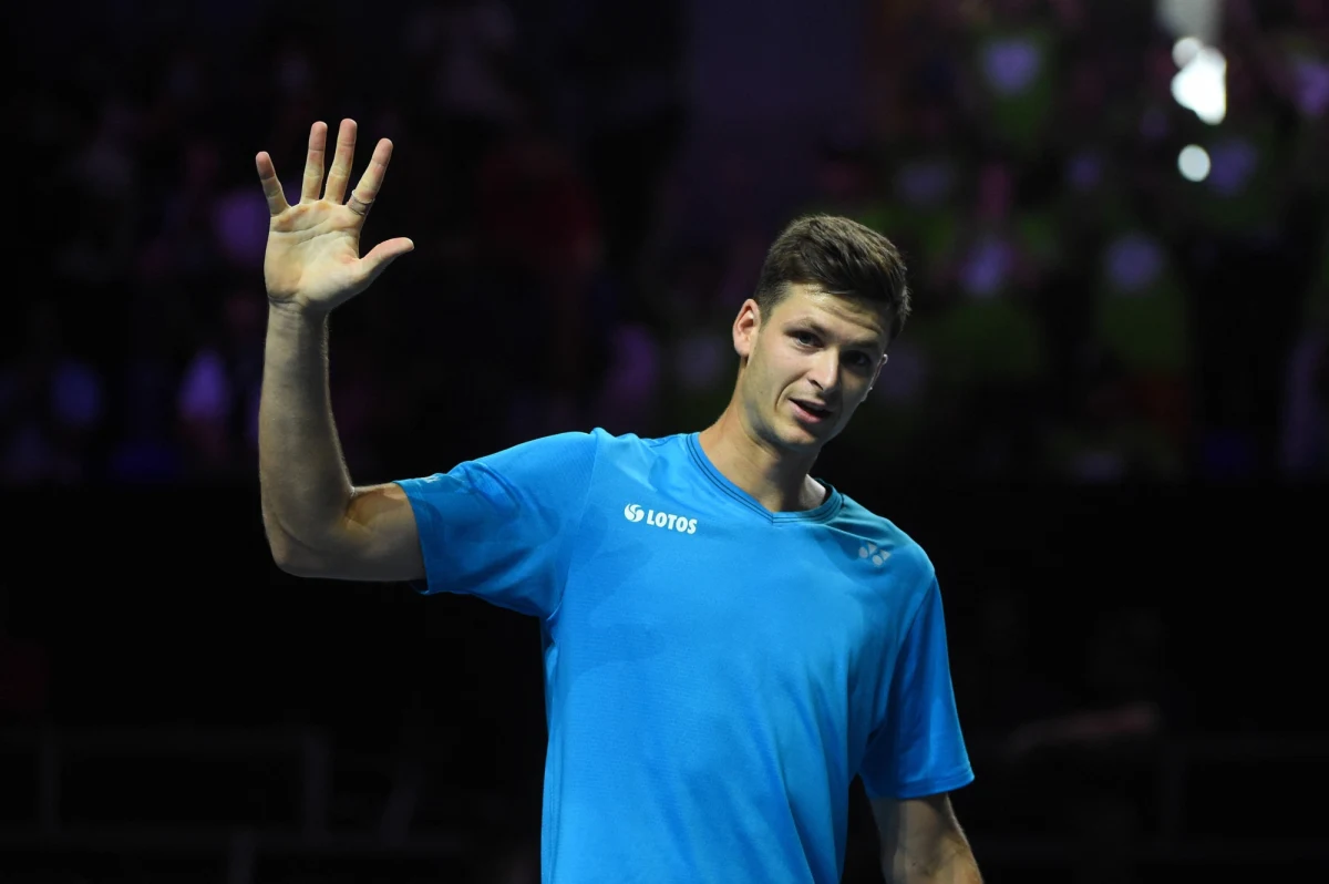 Rozstawiony z numerem 5 Hubert Hurkacz pokonał australijskiego kwalifikanta Alexa Bolta 7:6 (7-2), 6:1 w pierwszej rundzie turnieju tenisowego ATP w San Diego. W 1/8 finału rywalem Polaka będzie Rosjanin Asłan Karacjew.