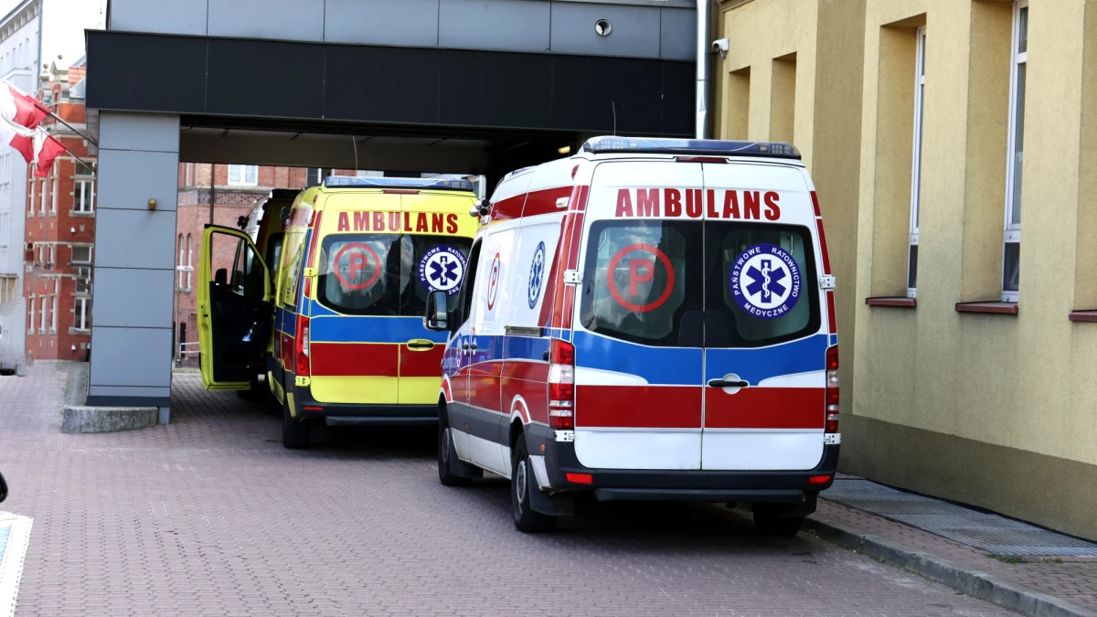 Ponad połowa karetek nie wyjechała dziś do pracy w Gdańsku. Także tam ratownicy medyczni przystąpili do protestu, który zgodnie z zapowiedziami potrwać może nawet do 10 października. 