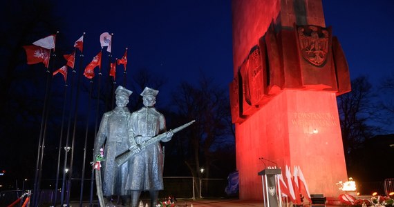 W piątek Sejm ustanowił nowe święto państwowe - Narodowy Dzień Zwycięskiego Powstania Wielkopolskiego. Święto to, mające upamiętniać zwycięski zryw Polaków przeciwko Niemcom z lat 1918-19, będzie przypadać 27 grudnia - w rocznicę wybuchu powstania.