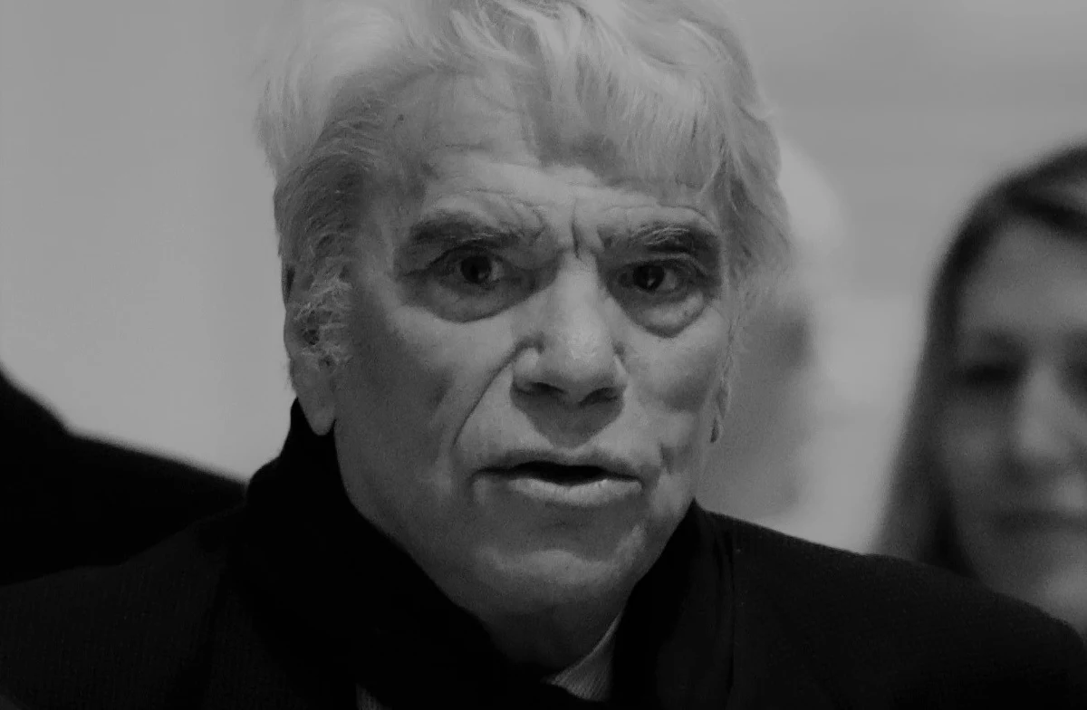 Rano, w wieku 78 lat, zmarł Bernard Tapie, francuski polityk, biznesmen, były właściciel m.in. klubu piłkarskiego Olympique Marsylia - poinformowały tamtejsze media, powołując się na rodzinę.