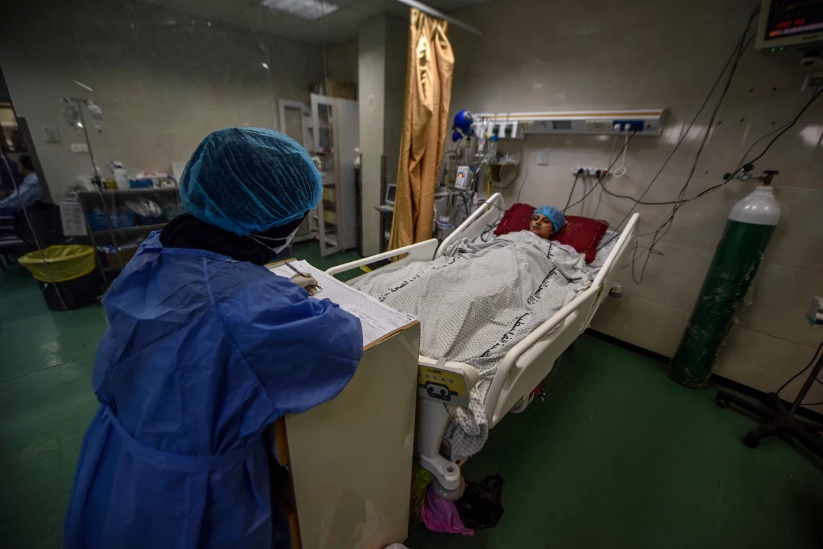 Szpital tymczasowy w Radomiu może od poniedziałku ponownie przyjmować chorych na Covid-19. Zgodnie z decyzją wojewody mazowieckiego, po kilkumiesięcznej przerwie lecznica jest znowu w gotowości, by w razie potrzeby zapewnić opiekę większej liczbie pacjentów z koronawirusem.