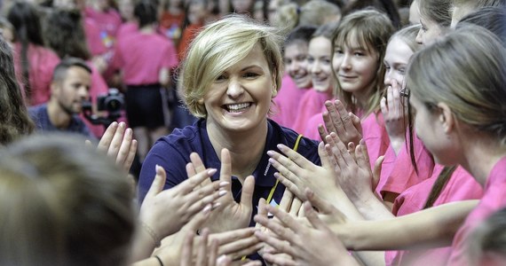 ​To będzie niezwykła przygoda dla uczennic z małopolskich szkół! W środę w Myślenicach pięć wielkich mistrzyń sportu będzie z nimi ćwiczyć i przekonywać je do aktywności sportowej. To będzie kolejna odsłona tegorocznej edycji akcji "Mistrzynie w Szkołach" organizowanej przez Fundację Otylii Jędrzejczak.