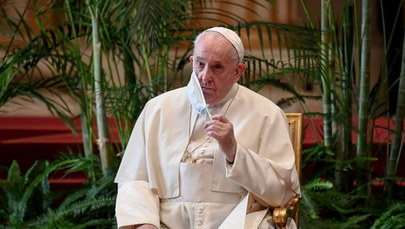 Franciszek z bólem przyjął raport o 216 tys. ofiar pedofilii we francuskim Kościele