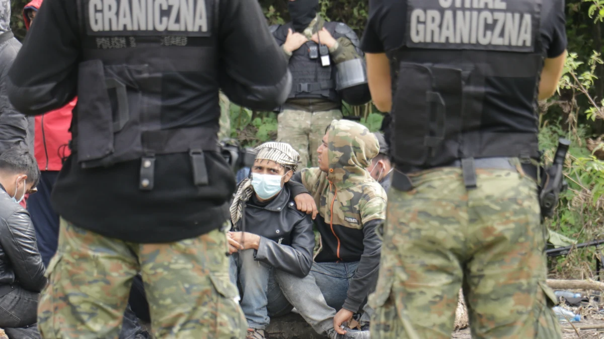 Prezes Naczelnej Rady Lekarskiej Andrzej Matyja wystosował we wtorek pisma do prezydenta Andrzeja Dudy oraz premiera Mateusza Morawieckiego w sprawie pomocy medycznej i humanitarnej dla uchodźców przebywających na granicy Polski.
