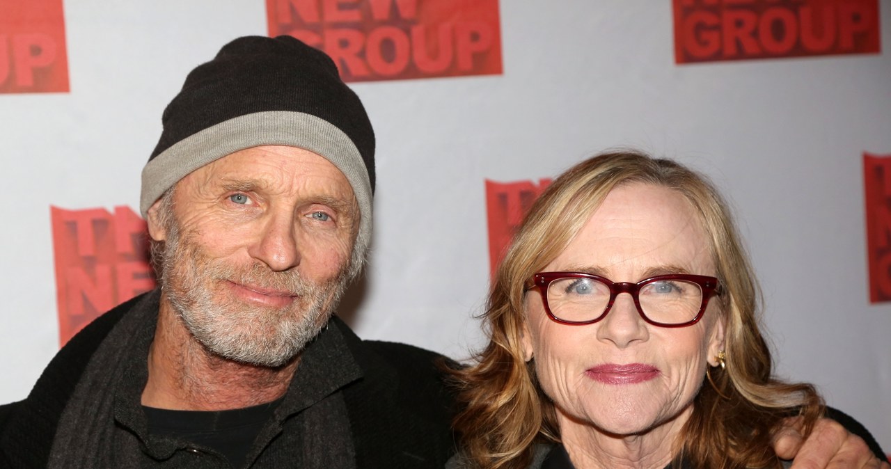 Ed Harris poznał swoją przyszłą żonę, Amy Madigan, na planie dramatu "Miejsca w sercu", gdzie wcielili się w... parę zakochanych. Teraz znów połączą siły w jednym projekcie. Jak podaje serwis Deadline, aktorskie małżeństwo będzie filarami obsady kryminału "School for the Blind", która jest ekranizacją powieści Dennisa McFarlanda.