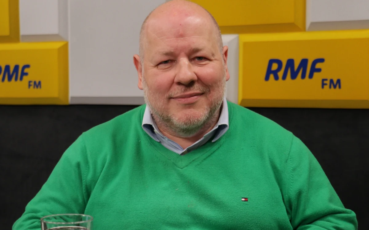 “Jeszcze nie przeczytałem (ustaw podatkowych Polskiego Ładu – przyp. red.), ale wiem, że są bardzo skomplikowane i że jeżeli Polski Ład wejdzie w życie, to uderzy w polskich przedsiębiorców” – mówił w Porannej rozmowie w RMF FM senator PSL-Koalicji Polskiej Jan Filip Libicki. Pytany, jak może wiedzieć o szkodliwości ustawy, skoro jej nie czytał, stwierdził, że „słyszy głosy przedsiębiorców, którzy ciężko się tego boją”. “Gdybyśmy rozmawiali tylko o podniesieniu kwoty wolnej od podatku, to byłbym za” – dodał. „Jeżeli w jednym pakiecie ustaw zapisze się dwa dobre rozwiązania i dziesięć rozwiązań złych, to nie ma innego wyjścia, jak głosować przeciwko takiej ustawie” – podkreślił senator.