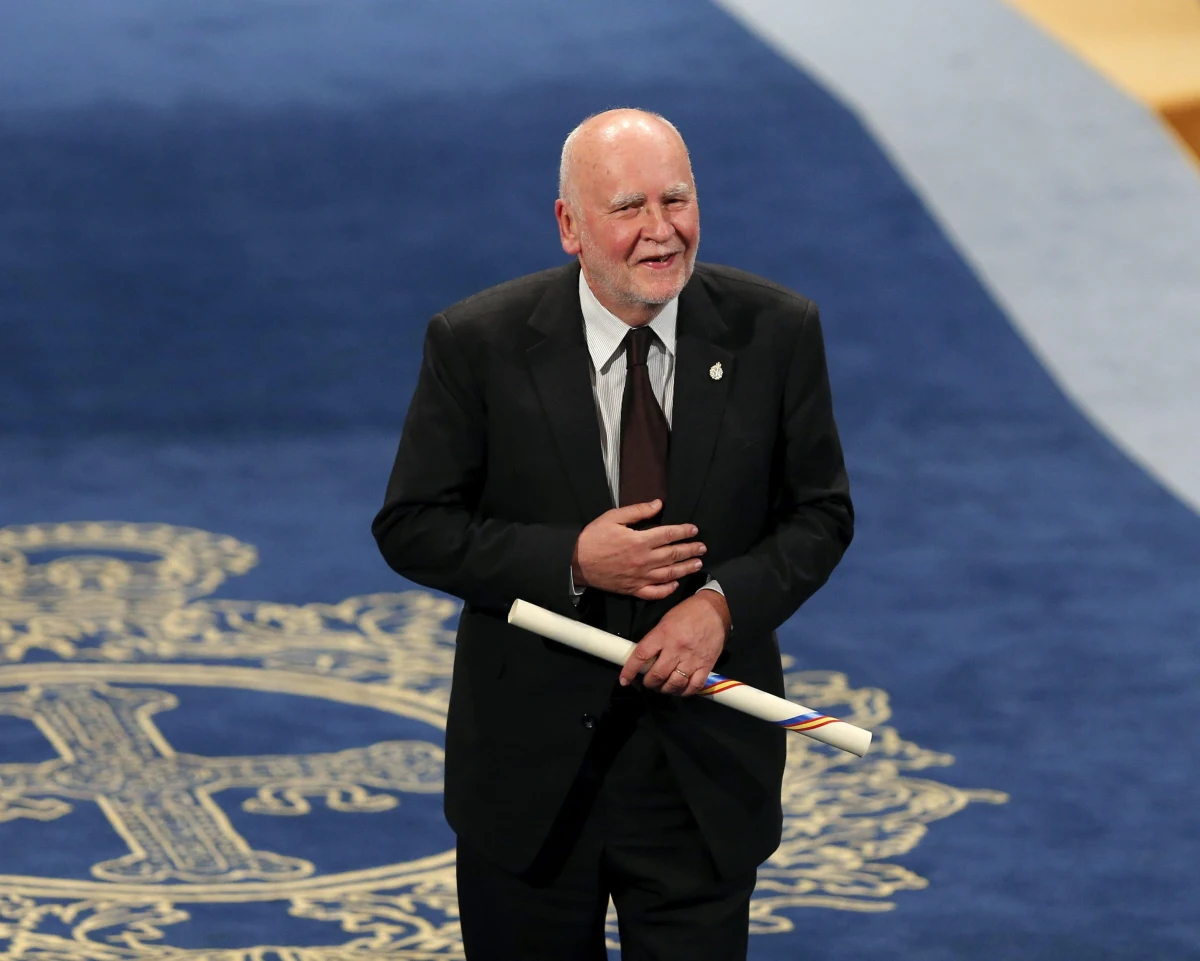 W niedzielę w Krakowie odbędą się uroczystości pogrzebowe Adama Zagajewskiego. Ten wybitny, znany i ceniony na całym świecie poeta, eseista i tłumacz spocznie w Panteonie Narodowym, w kryptach kościoła Świętych Apostołów Piotra i Pawła. 